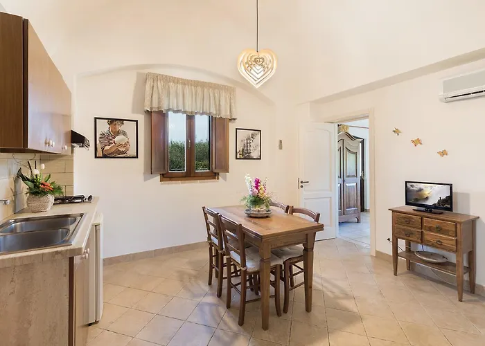 Bed and Breakfast Fascino Antico Trulli *